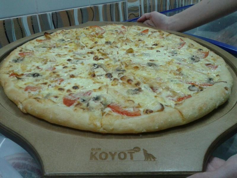 Pizza & Suchi Koyot