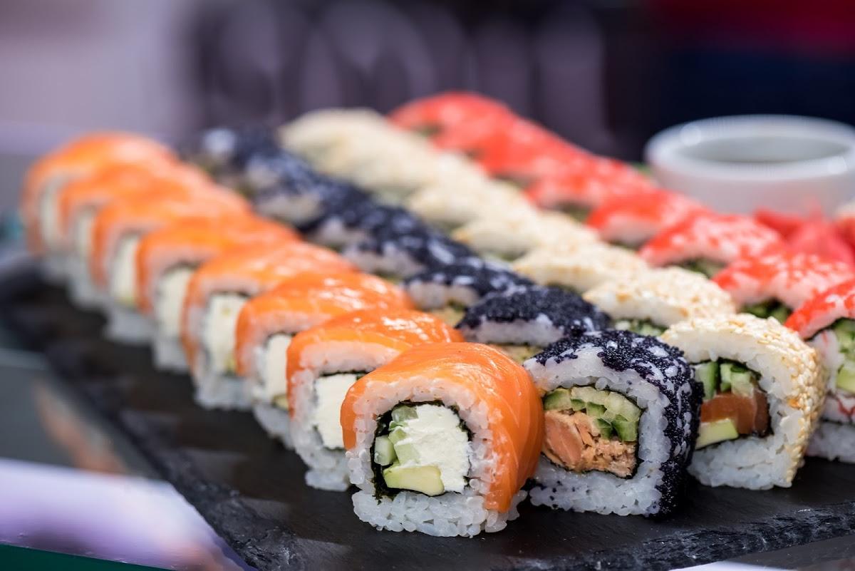 SushiTan | Доставка: суши, роллы, пицца