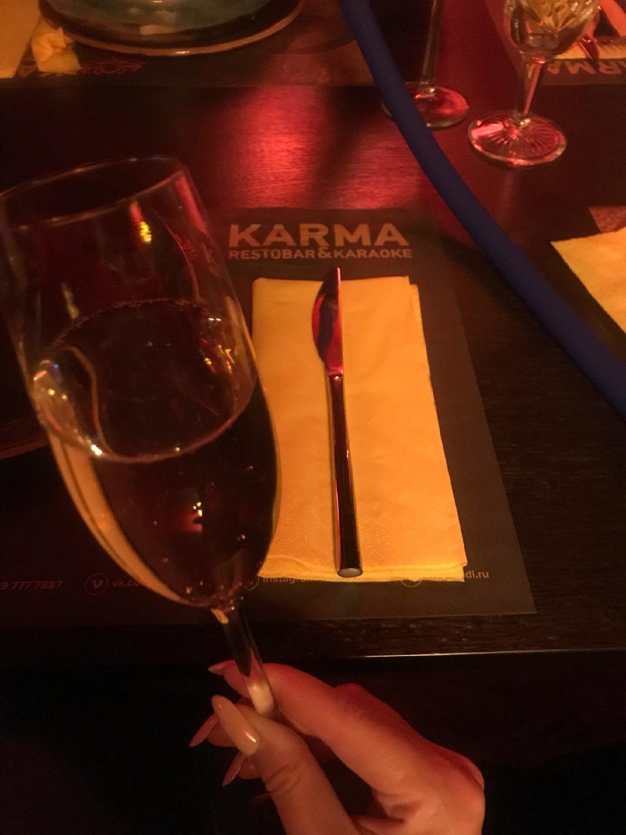 Karma Restobar&Karaoke