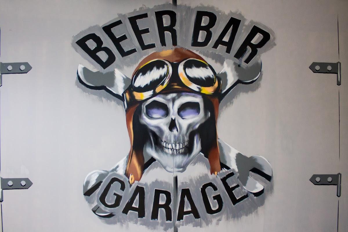 Beer Bar Garage